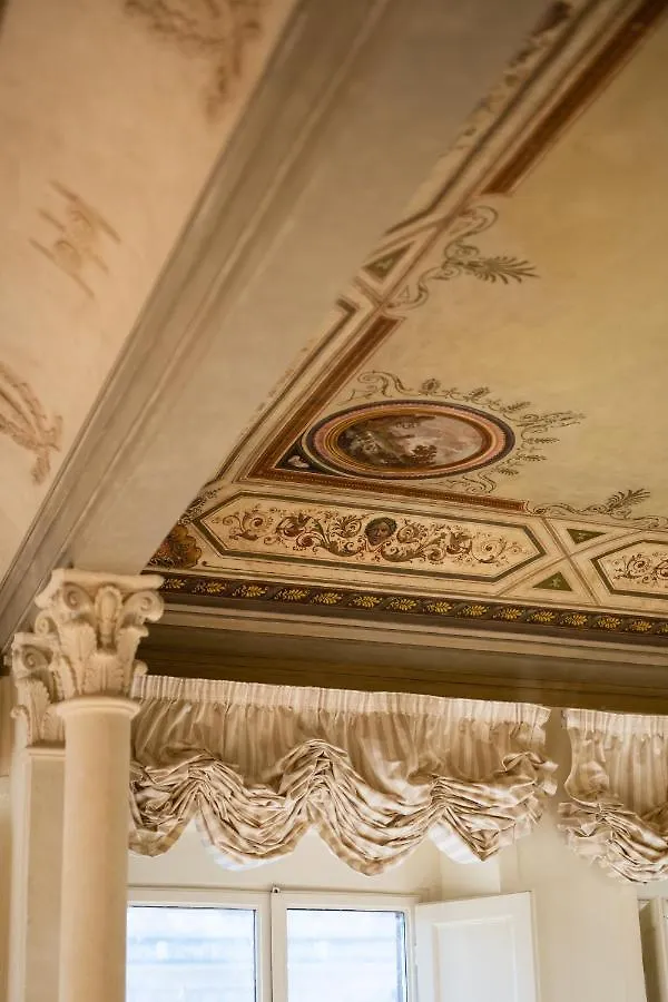 New Maison Allegra Just In Front Pitti Palace Apartment Florence 0*,  Italy